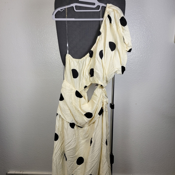 Future Collective Jenny K Lopez Black/Cream Polka Dot Dress Size 17 - Picture 2 of 5